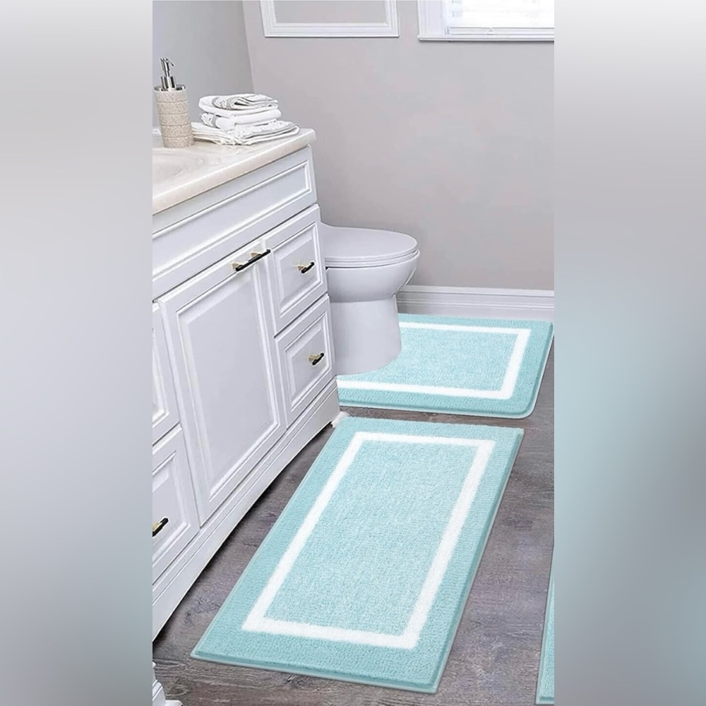 3 piece light blue and white bath mats set NWOT